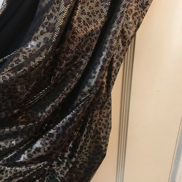 BEBE leopard one shoulder dress - Picture 4 of 4